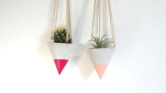 Claire Hanging Cone Planter